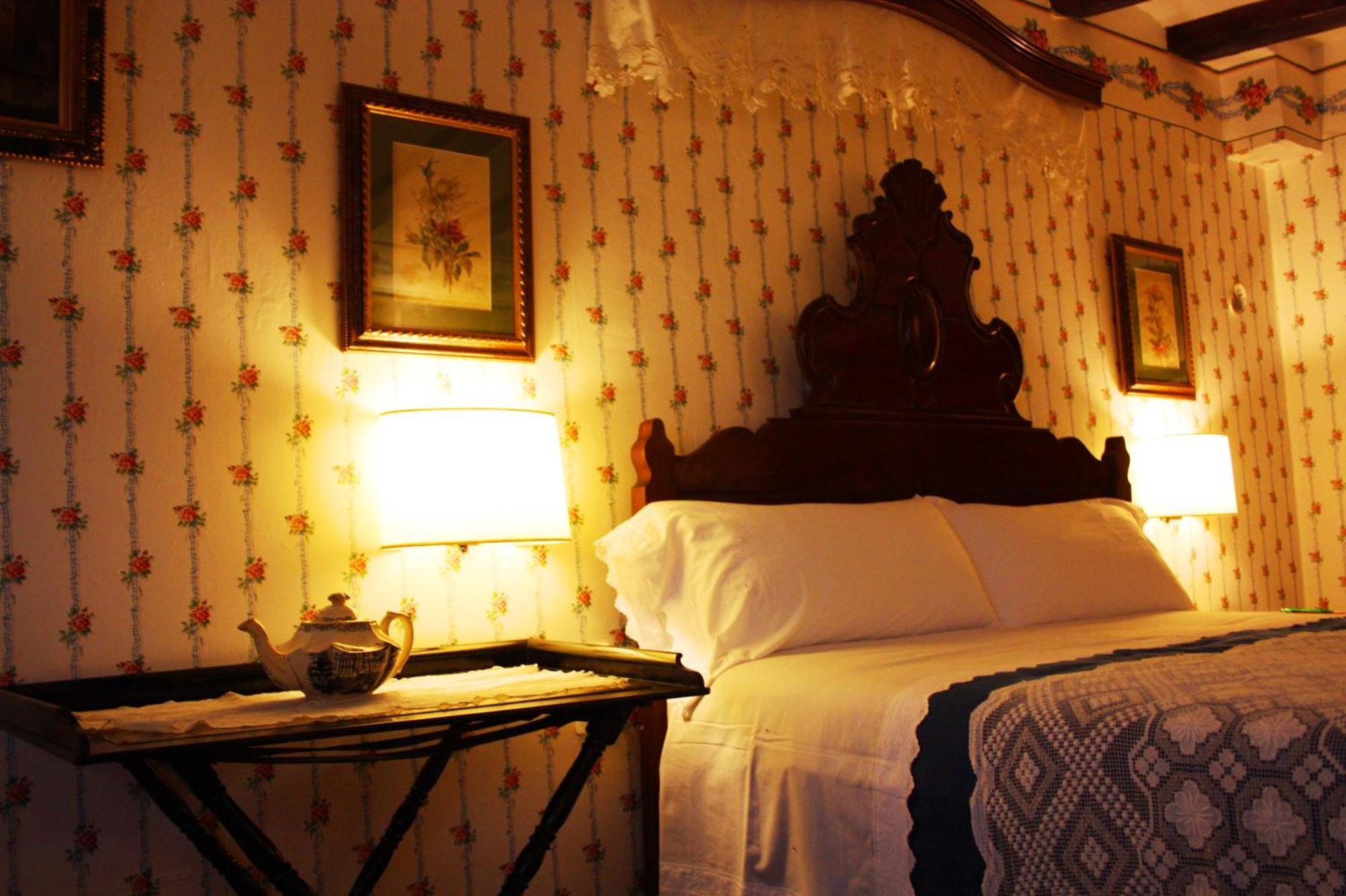 Hostal La Casa de Sebastian Valderrobres Habitación foto