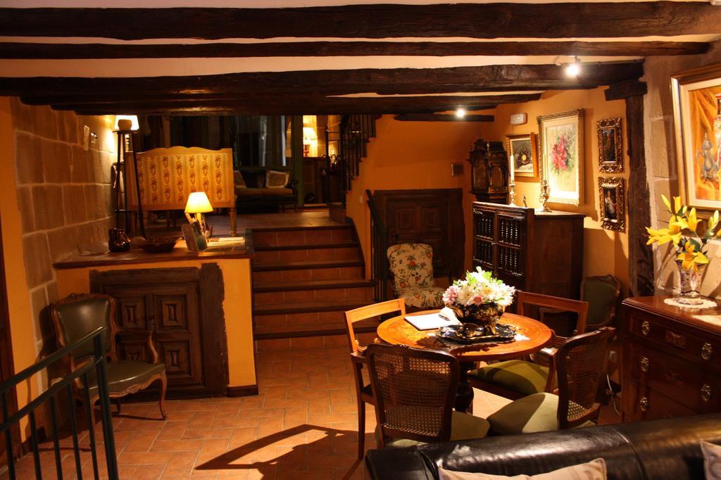 Hostal La Casa de Sebastian Valderrobres Exterior foto