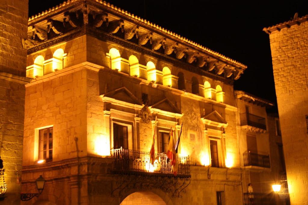Hostal La Casa de Sebastian Valderrobres Exterior foto