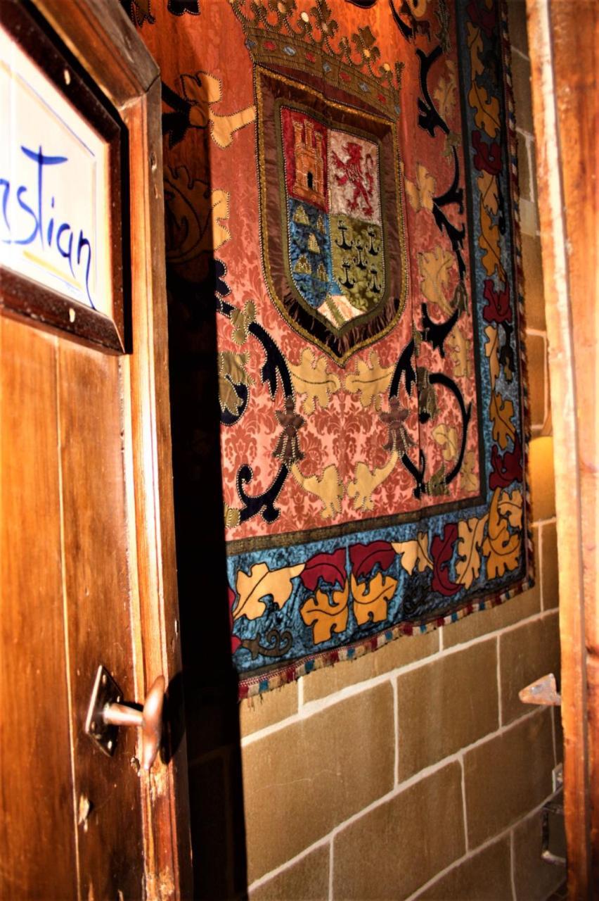 Hostal La Casa de Sebastian Valderrobres Exterior foto